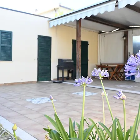 Se194 - Senigallia, Con Giardino E Posto Auto Senigallia