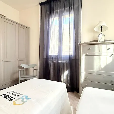 Se194 - Senigallia, Con Giardino E Posto Auto * Senigallia